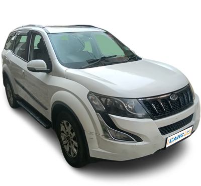 Mahindra XUV500-img